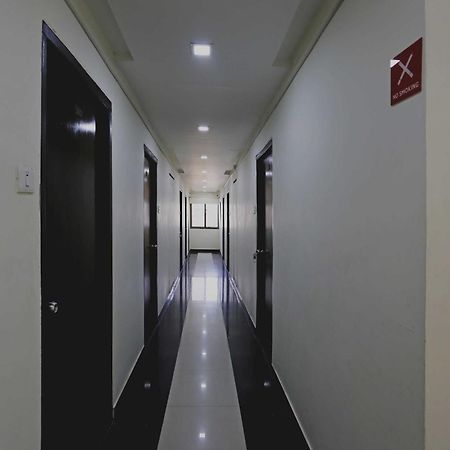 Hotel O Golden Wings ウダイプル エクステリア 写真